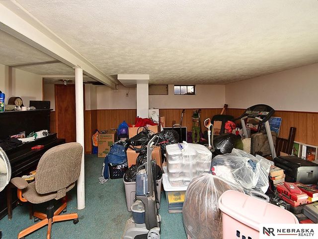 3188 Stone Avenue, Omaha, NE 68111