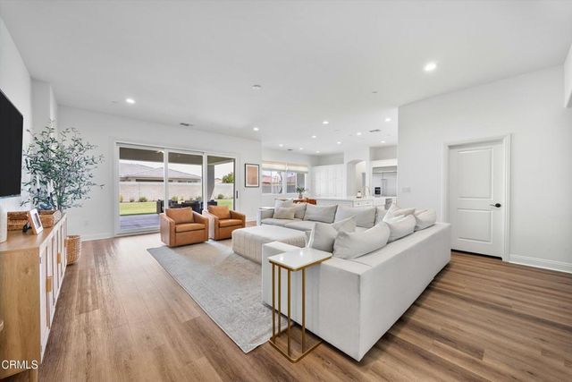 3326 Madrone Lane, Bakersfield, CA 93311