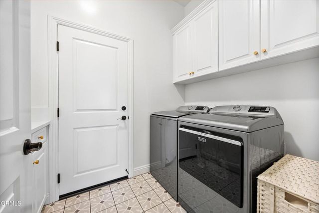 3326 Madrone Lane, Bakersfield, CA 93311