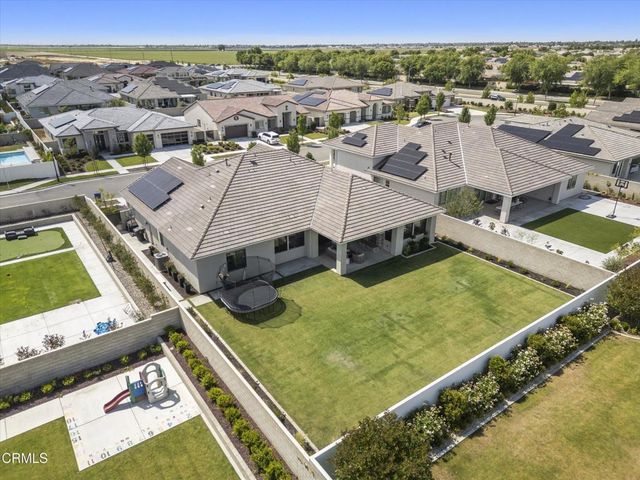 3326 Madrone Lane, Bakersfield, CA 93311