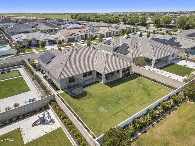 3326 Madrone Lane, Bakersfield, CA 93311