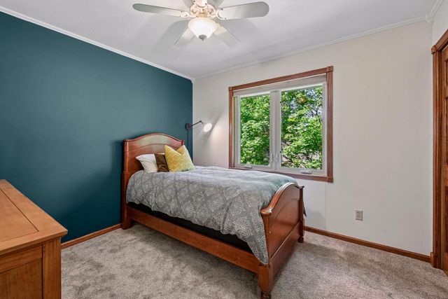 7011 Eagle Ridge, Eden Prairie, MN 55346