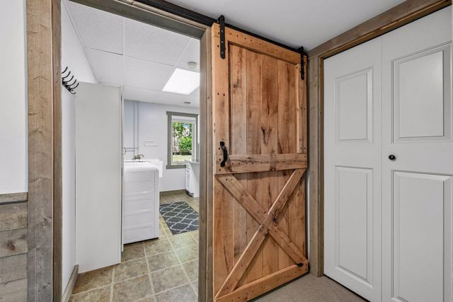 7011 Eagle Ridge, Eden Prairie, MN 55346