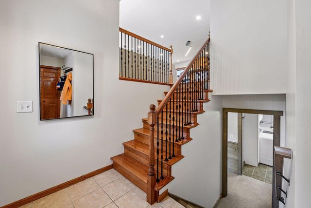 7011 Eagle Ridge, Eden Prairie, MN 55346