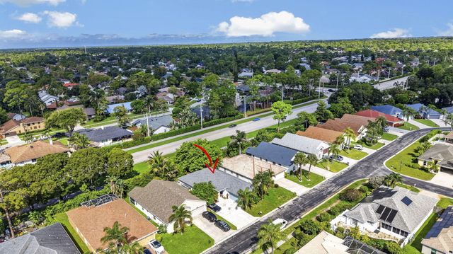 1480 Lake Breeze Drive, Wellington, FL 33414