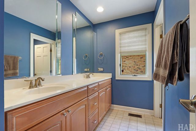 1726 Galloway Circle, Inverness, IL 60010