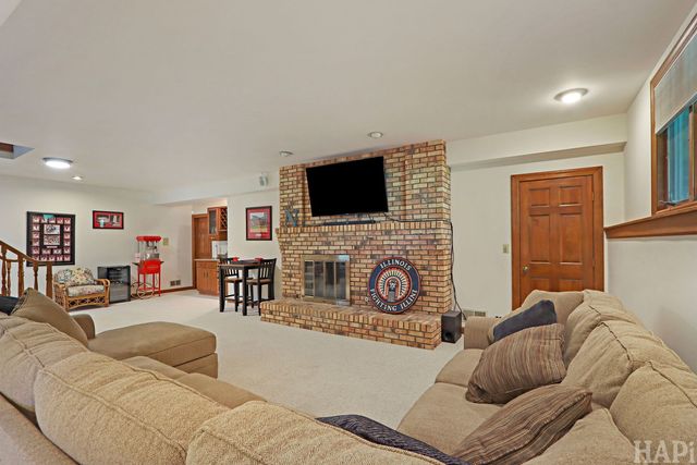 1726 Galloway Circle, Inverness, IL 60010