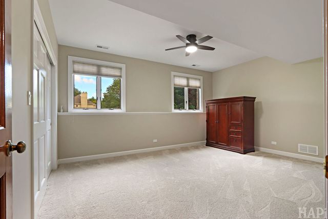 1726 Galloway Circle, Inverness, IL 60010