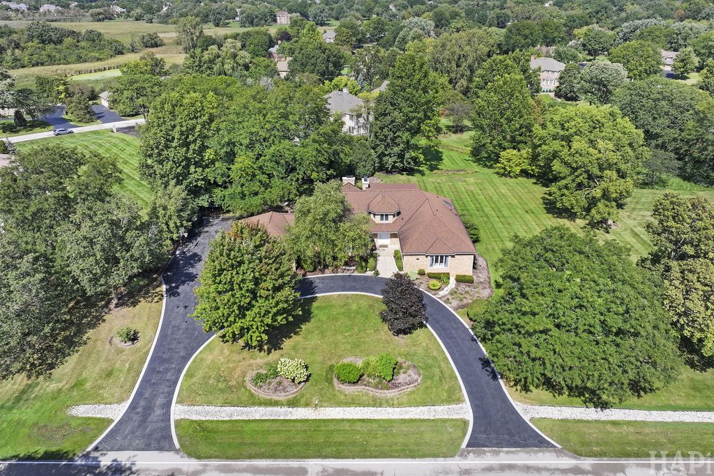 1726 Galloway Circle, Inverness, IL 60010