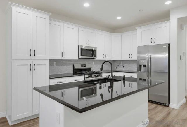 35309 Kinsky Way, Fallbrook, CA 92028