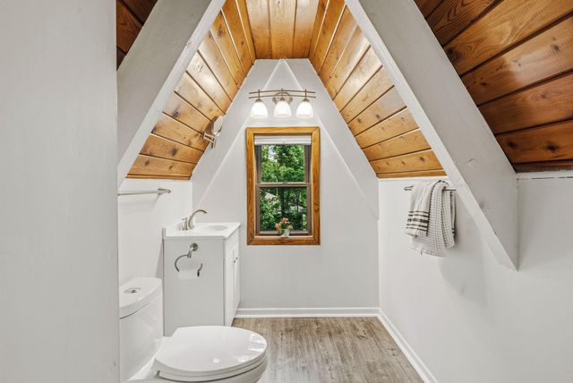 4540 Wood Duck Drive, Vadnais Heights, MN 55127