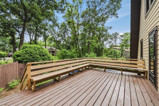 4540 Wood Duck Drive, Vadnais Heights, MN 55127
