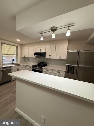 1610 BENNER ST, Philadelphia, PA 19149