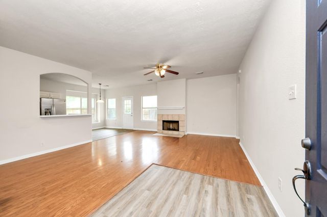 5327 Rivergate Drive, Spring, TX 77373