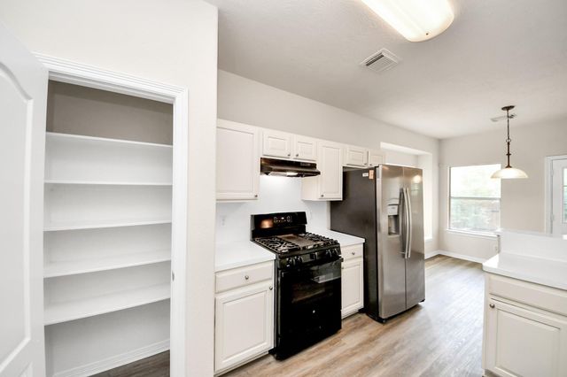 5327 Rivergate Drive, Spring, TX 77373
