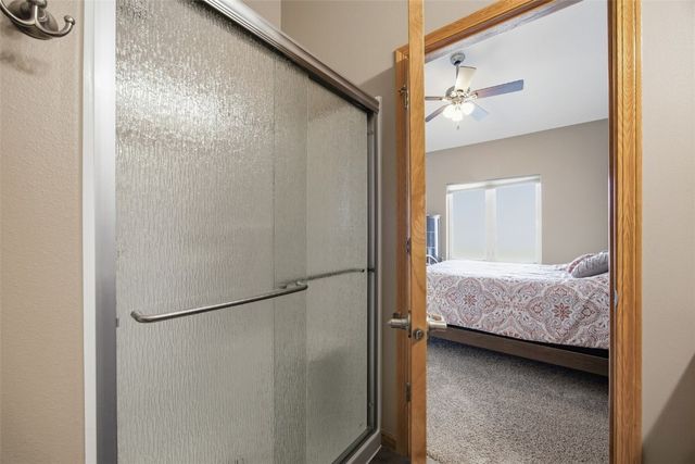 906 Dorchester Place NE, Cedar Rapids, IA 52402