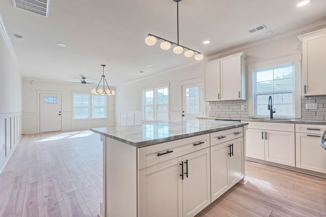 4829 Williams Avenue, North Charleston, SC 29405