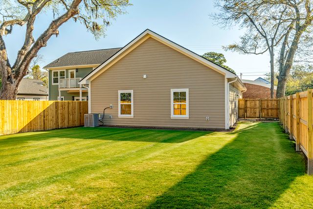 4829 Williams Avenue, North Charleston, SC 29405