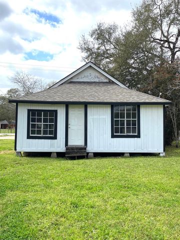 708 N Wharton Street, El Campo, TX 77437