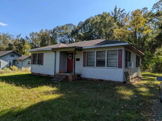 503 Hawkins, Camden, AR 71701