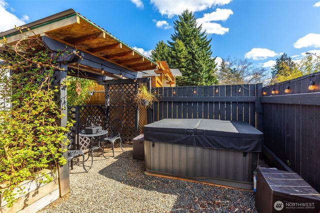 12802 SE 202 Place, Kent, WA 98031