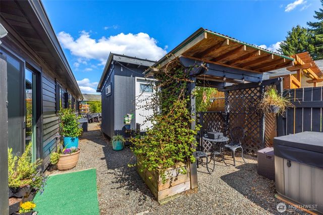 12802 SE 202 Place, Kent, WA 98031