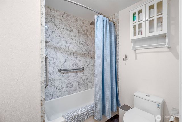 12802 SE 202 Place, Kent, WA 98031