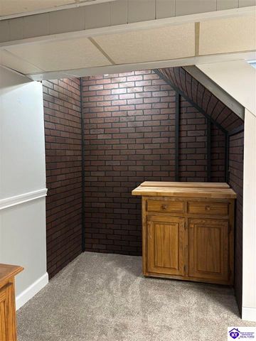 304 Derek Avenue, Elizabethtown, KY 42701