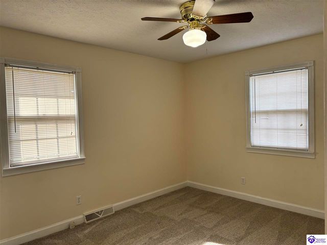 304 Derek Avenue, Elizabethtown, KY 42701