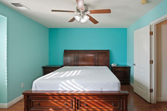 2303 Gallery Dr, Riverbank, CA 95367