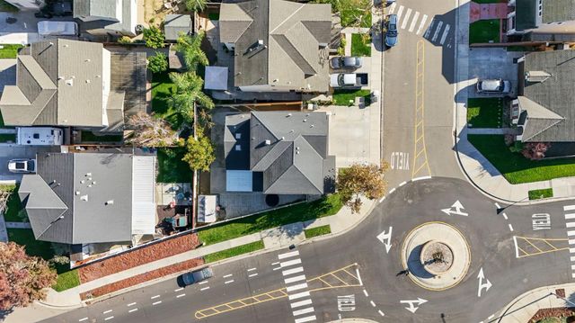 2303 Gallery Dr, Riverbank, CA 95367