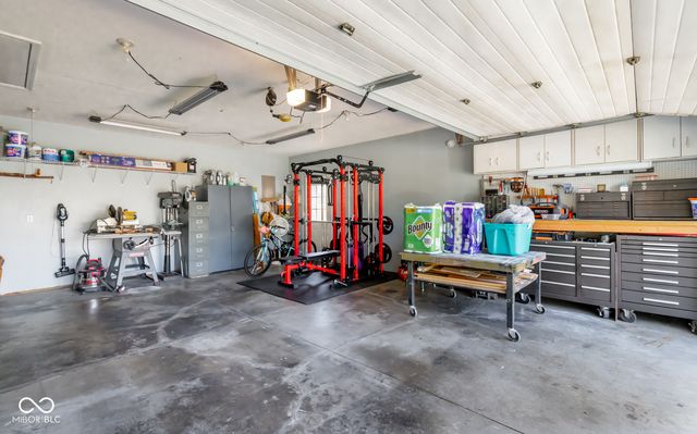 208 Springhill, Seymour, IN 47274