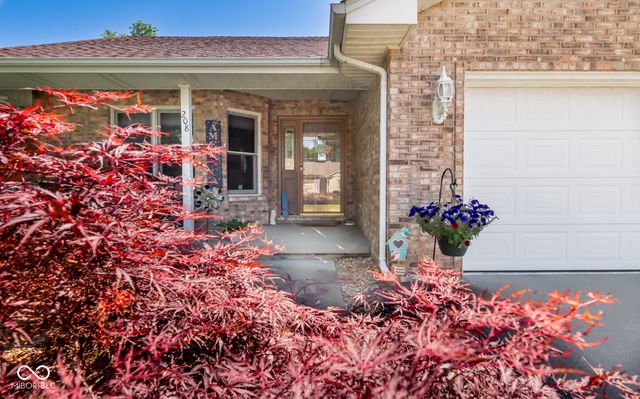 208 Springhill, Seymour, IN 47274
