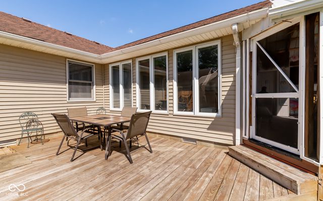 208 Springhill, Seymour, IN 47274
