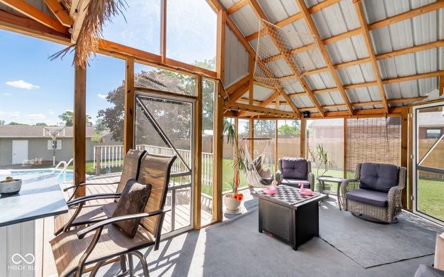 208 Springhill, Seymour, IN 47274