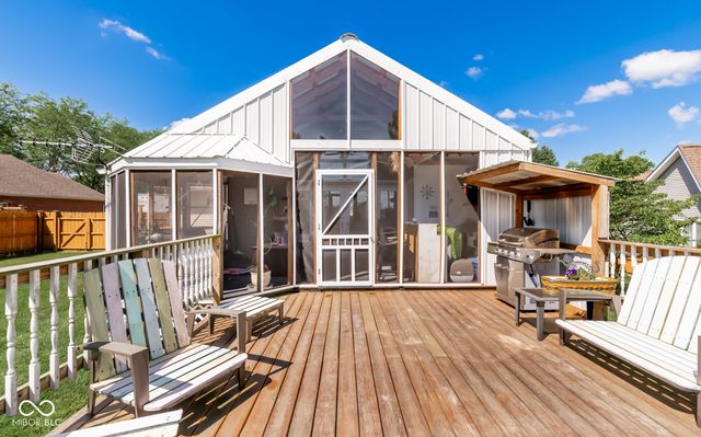 208 Springhill, Seymour, IN 47274