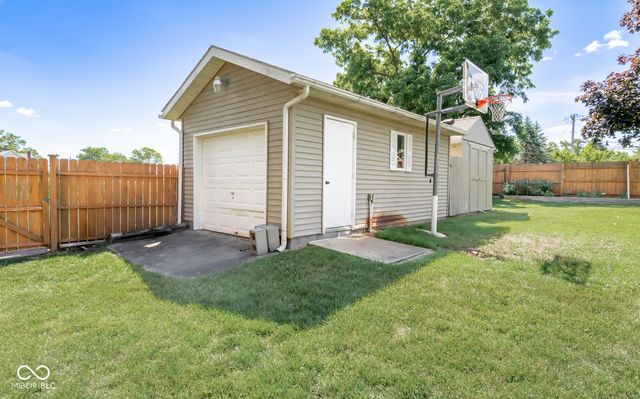 208 Springhill, Seymour, IN 47274