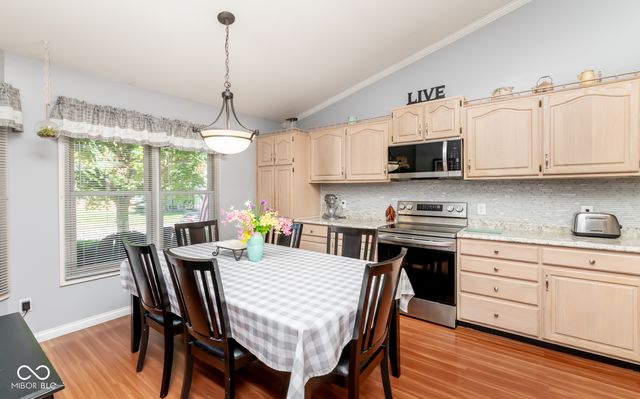 208 Springhill, Seymour, IN 47274
