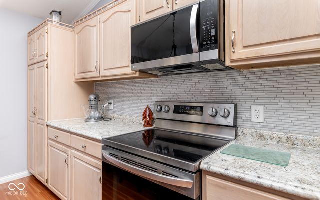 208 Springhill, Seymour, IN 47274