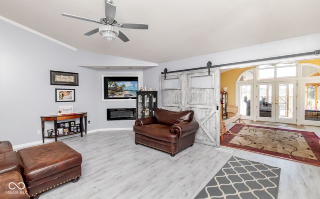208 Springhill, Seymour, IN 47274