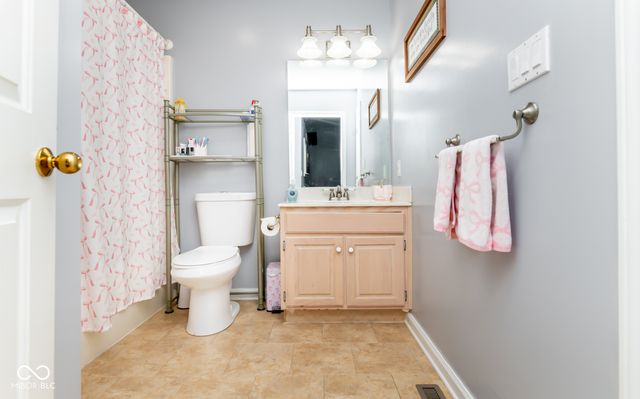 208 Springhill, Seymour, IN 47274