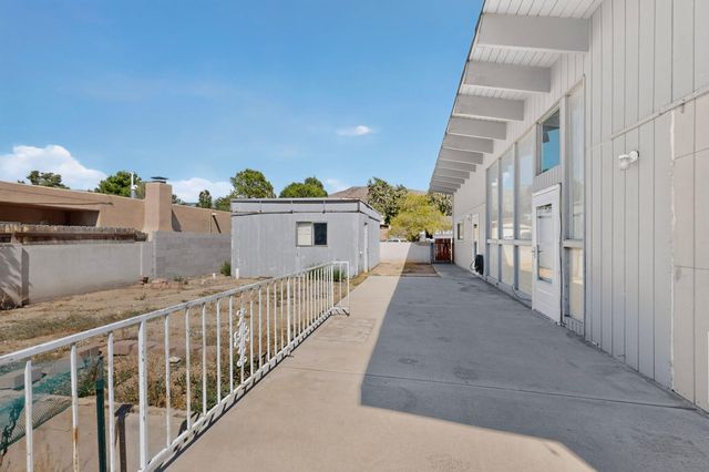 2433 Paisano Street NE, Albuquerque, NM 87112