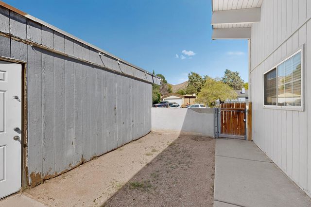 2433 Paisano Street NE, Albuquerque, NM 87112