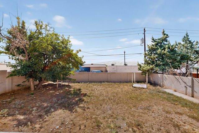 2433 Paisano Street NE, Albuquerque, NM 87112