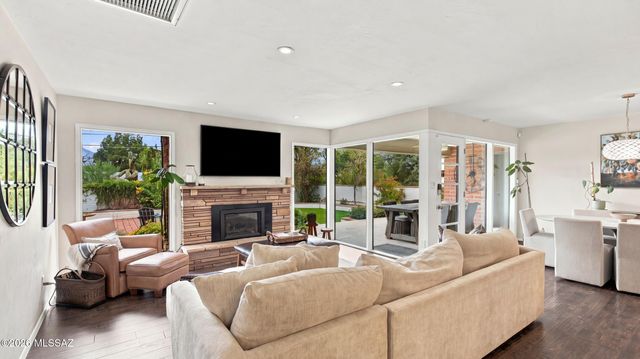 5945 E Baker Street, Tucson, AZ 85711