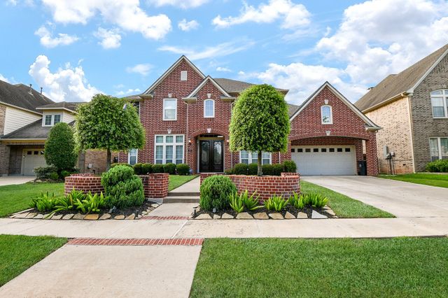 826 Delford Way, Sugar Land, TX 77479