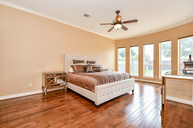 826 Delford Way, Sugar Land, TX 77479