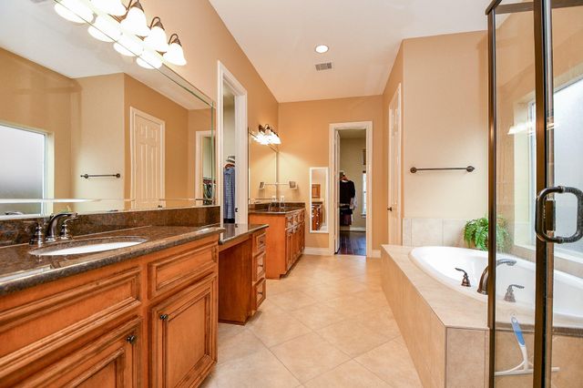 826 Delford Way, Sugar Land, TX 77479