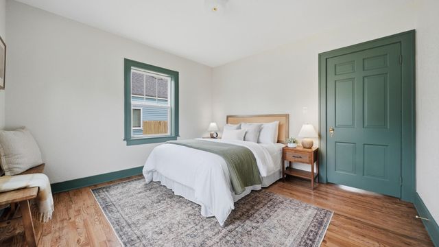 2202 Chamberlain Avenue, Chattanooga, TN 37404