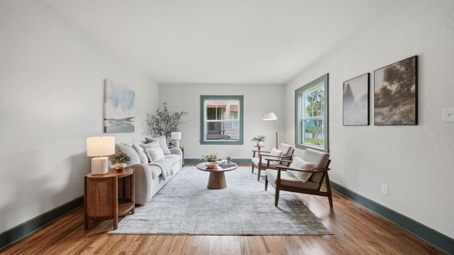 2202 Chamberlain Avenue, Chattanooga, TN 37404